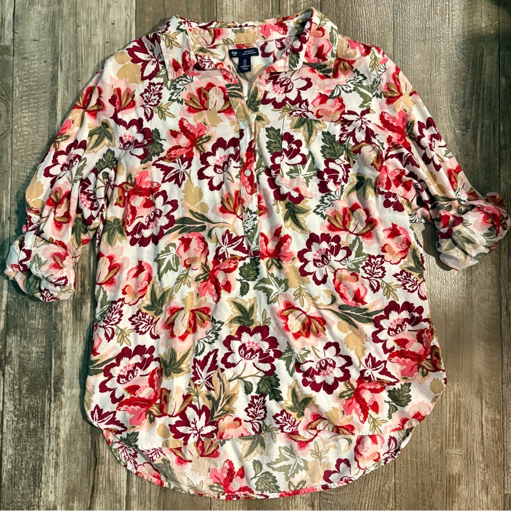 GAP Floral Boyfriend Fit Button Front Blouse - 100% Cotton